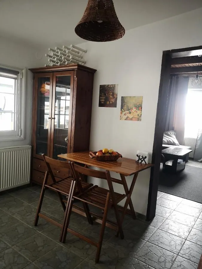 Domi'S Rooftop Apartment Salonic